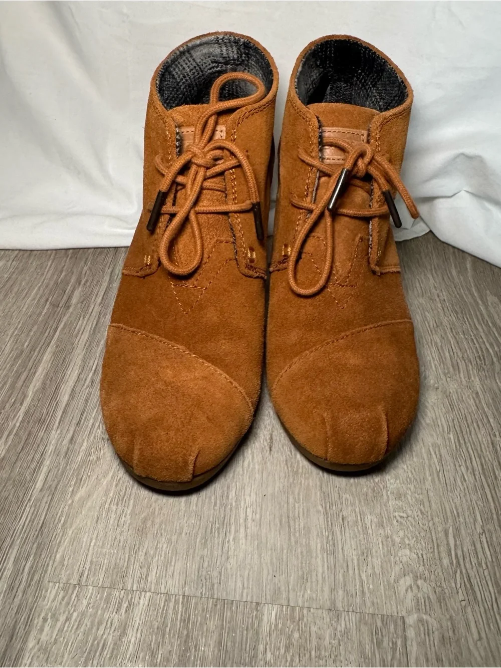 TOMS Suede Desert Wedge Booties Cognac Tan Brown 300513 Womens 7.5